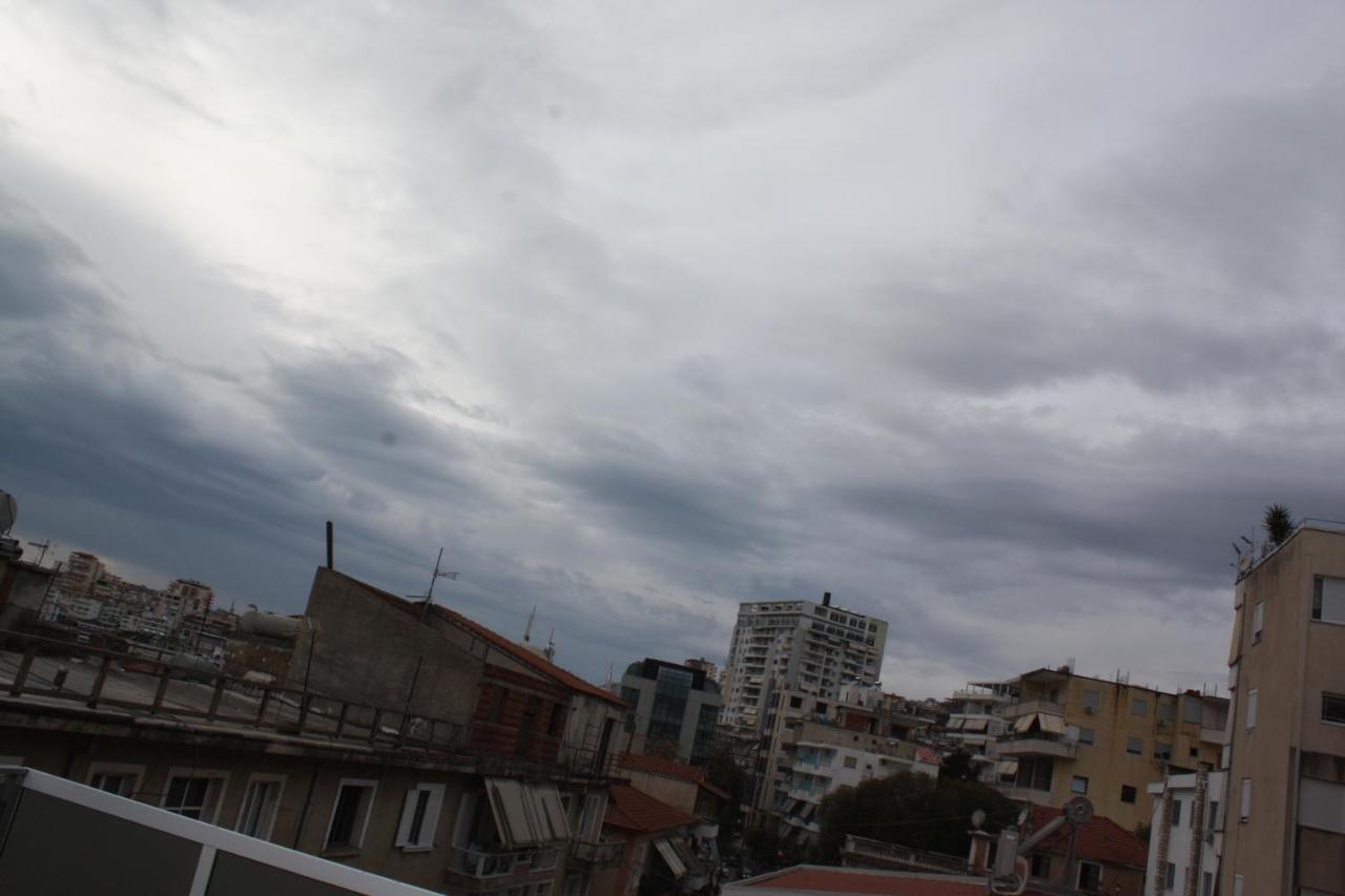 Jonian Central Condos Sarandë Exteriör bild